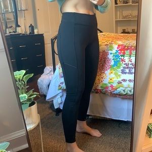 Black lululemon leggings